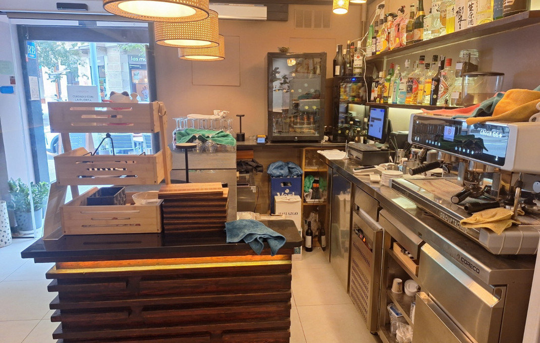 Traspaso - Restaurante -
Barcelona - Eixample Derecho