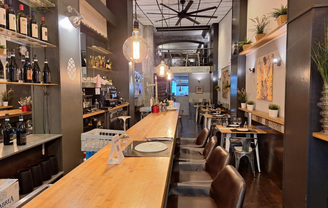 Traspaso - Restaurante -
Barcelona - Eixample Derecho