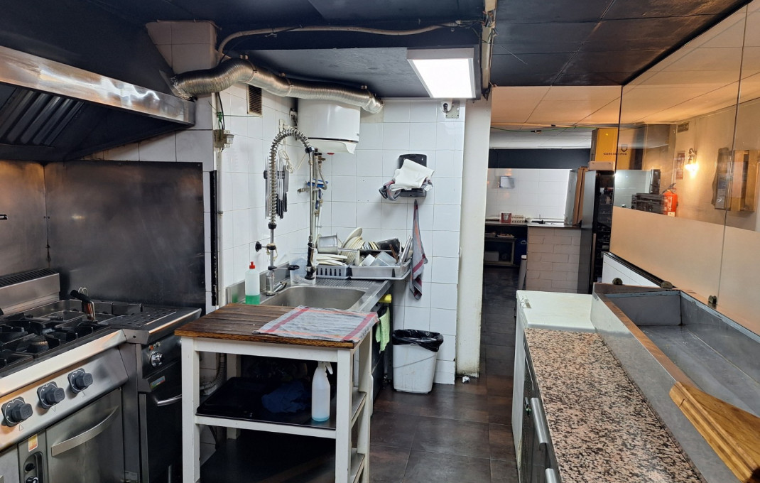 Traspaso - Restaurante -
Barcelona - Eixample Derecho