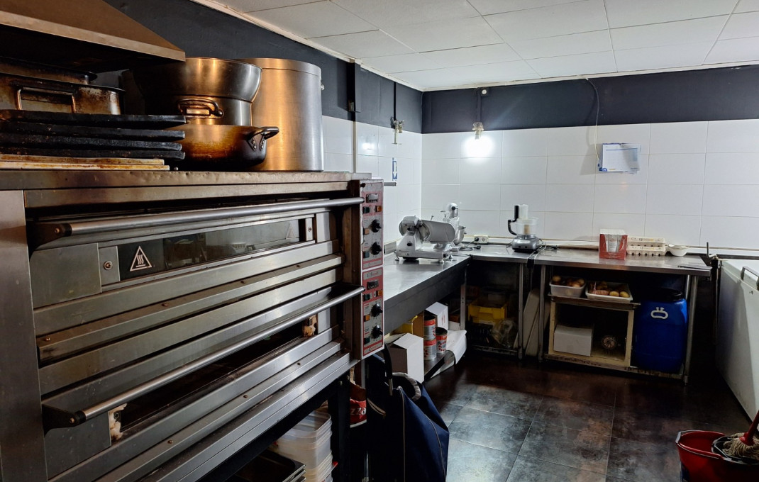 Traspaso - Restaurante -
Barcelona - Eixample Derecho