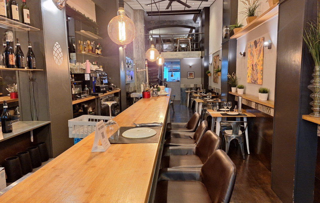 Traspaso - Restaurante -
Barcelona - Eixample Derecho