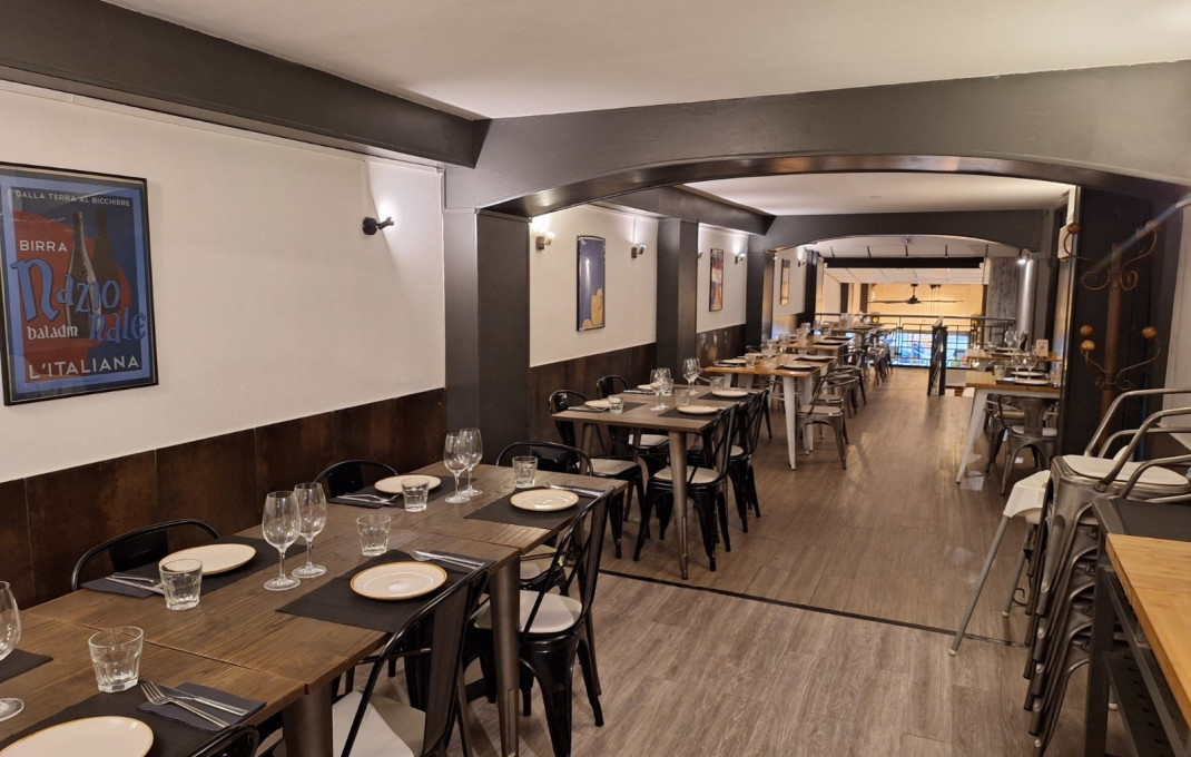 Traspaso - Restaurante -
Barcelona - Eixample Derecho