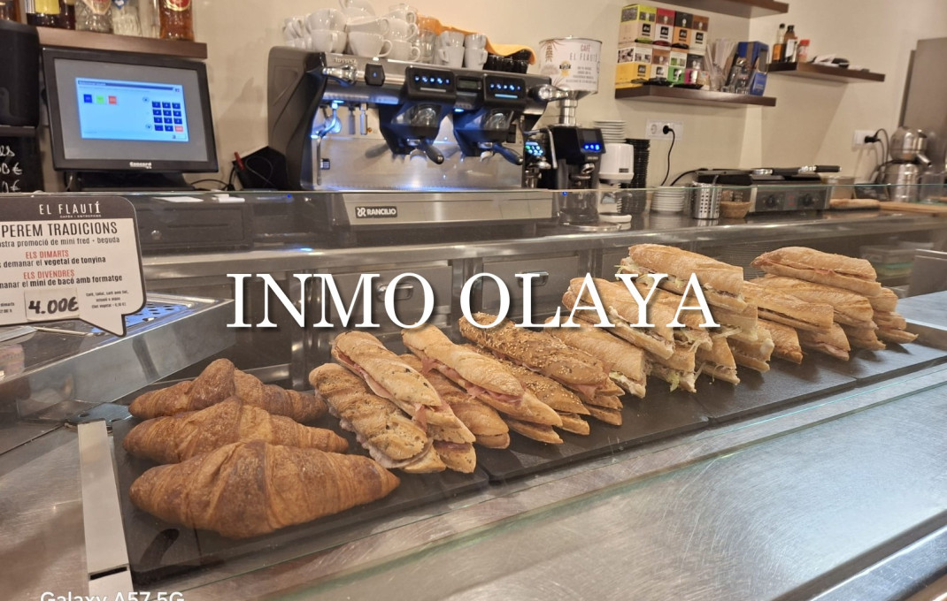 Traspaso - Bar-Cafeteria -
Girona