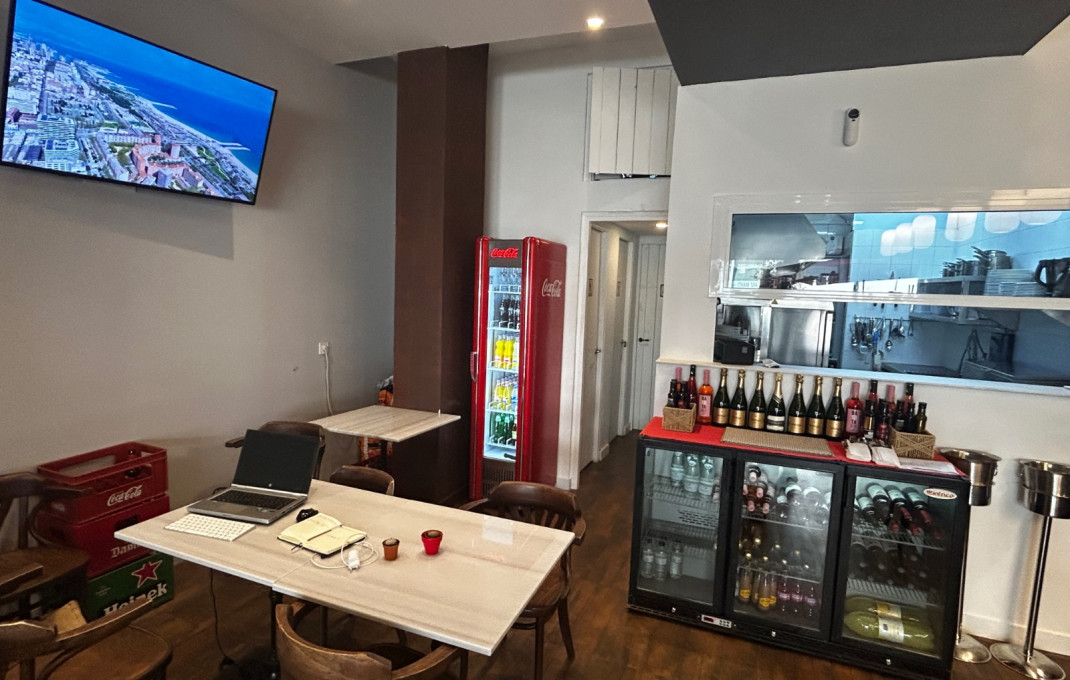 Traspaso - Bar Restaurante -
Barcelona - Poblenou