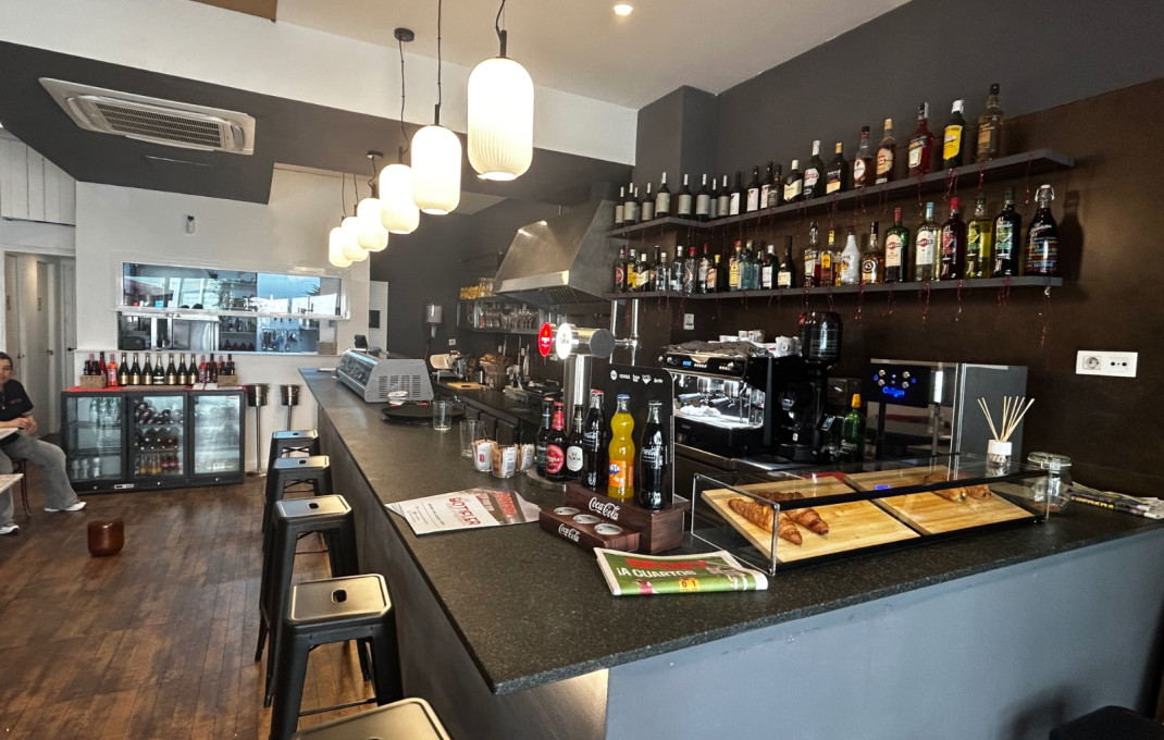 Traspaso - Bar Restaurante -
Barcelona - Poblenou