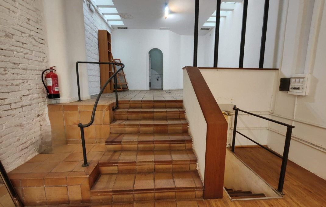 Alquiler - Local comercial -
Sant Cugat del Vall&egrave;s