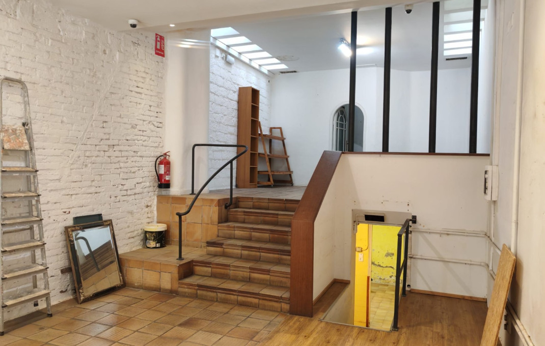 Alquiler - Local comercial -
Sant Cugat del Vall&egrave;s