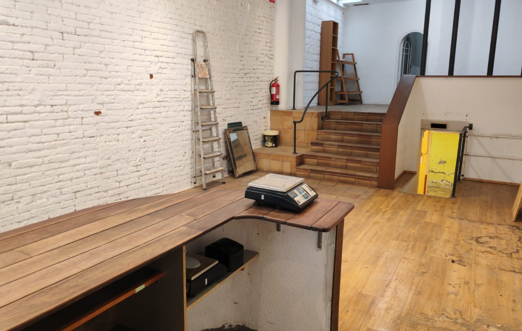 Alquiler - Local comercial -
Sant Cugat del Vall&egrave;s