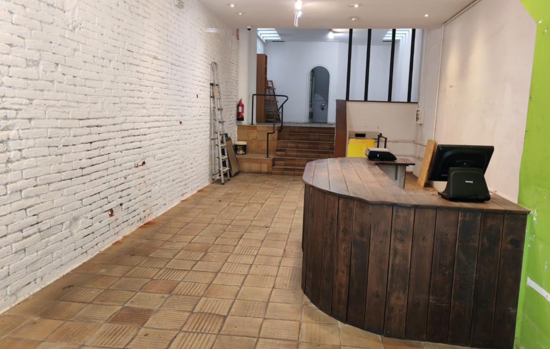Alquiler - Local comercial -
Sant Cugat del Vall&egrave;s
