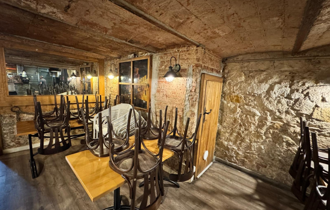 Traspaso - Restaurante -
Barcelona - Eixample Izquierdo
