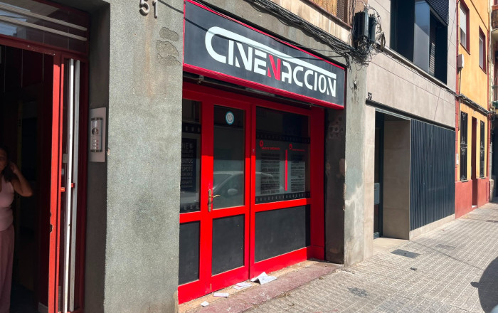 Venta - Local comercial -
Barcelona - Guinardo