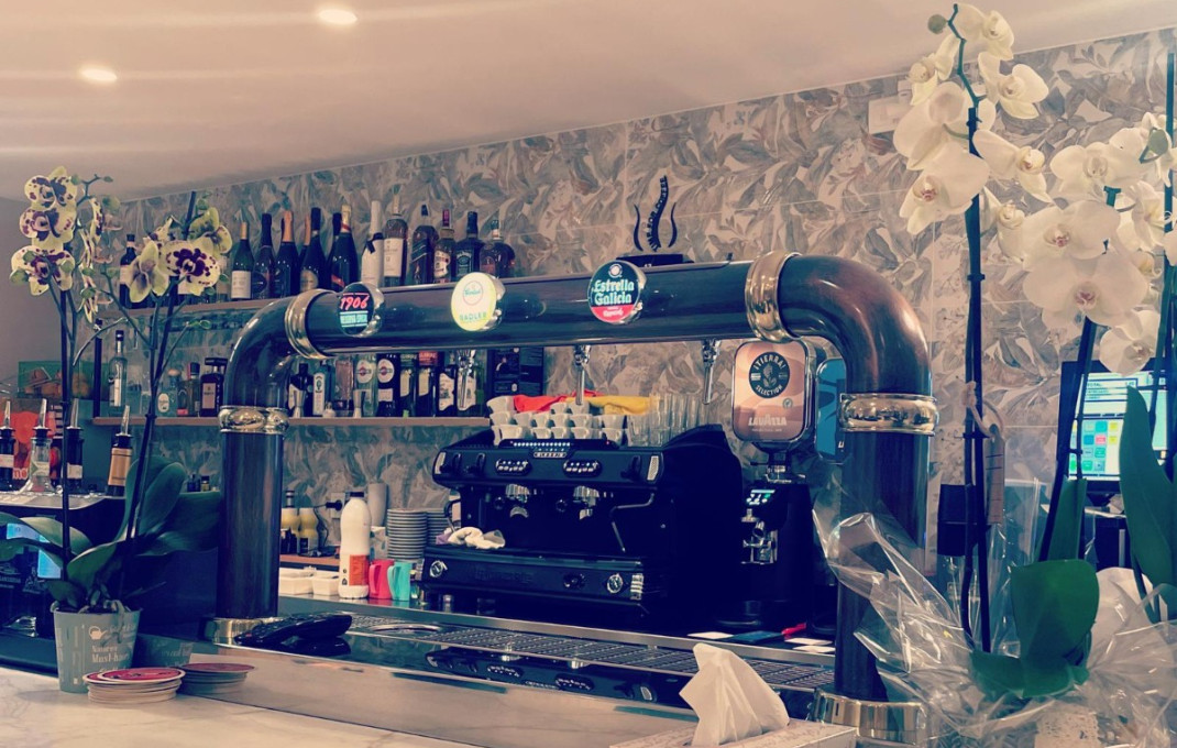 Traspaso - Bar-Cafeteria -
Blanes