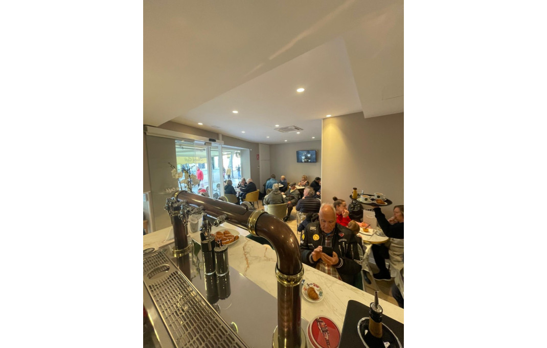 Traspaso - Bar-Cafeteria -
Blanes
