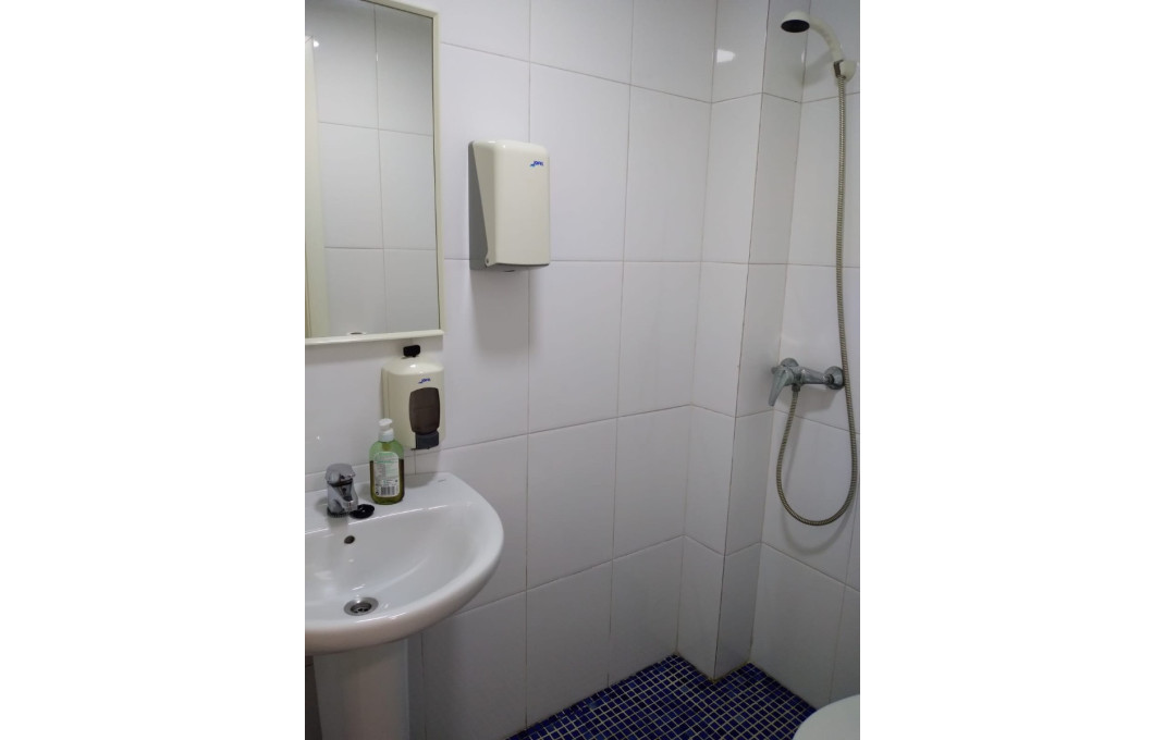 Venta - Carnicería - Pescadería -
Angl&egrave;s