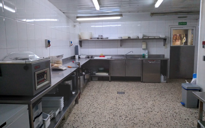 Venta - Carnicería - Pescadería -
Angl&egrave;s
