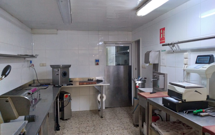 Venta - Carnicería - Pescadería -
Angl&egrave;s