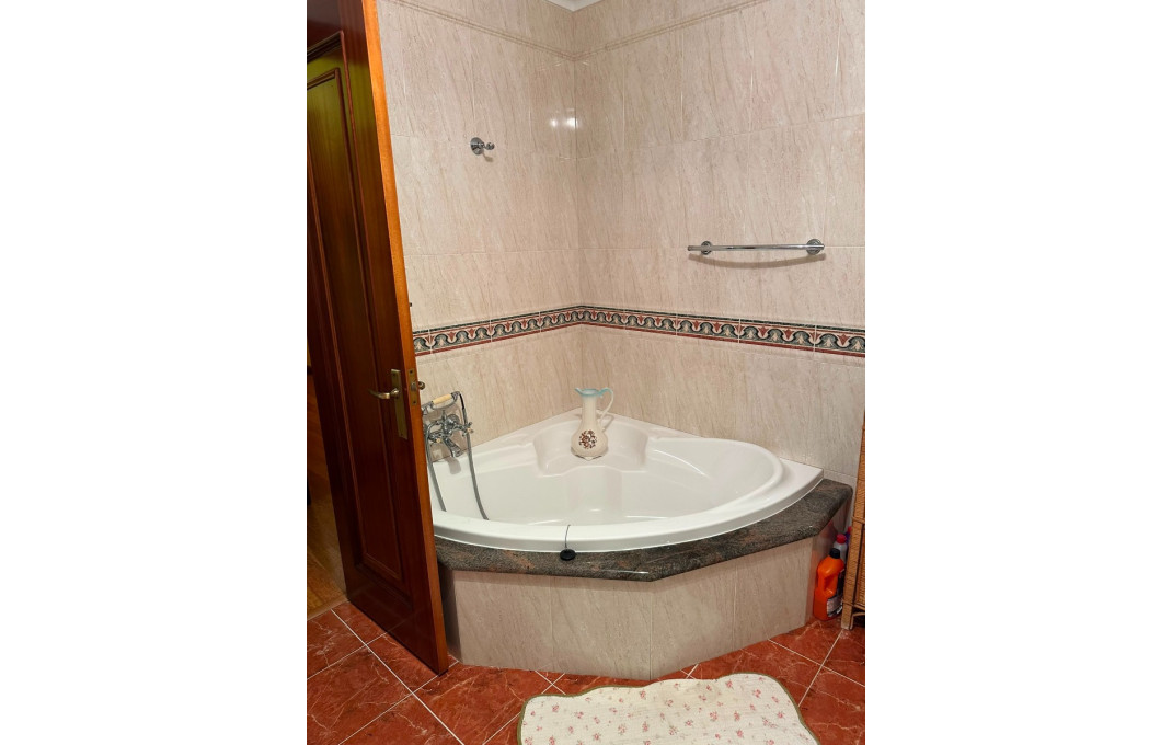 Venta - Hostal -
Lugo - Viveiro