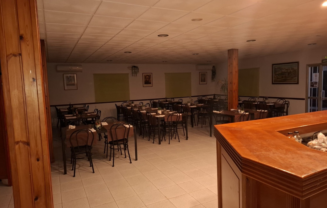 Location longue durée - Hostal -
Ribera d’Ebre - Tivissa