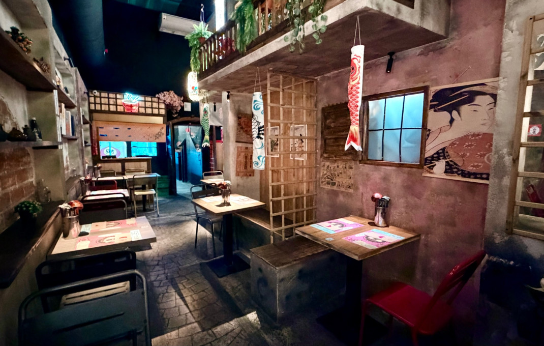 Traspaso - Restaurante -
Barcelona - Eixample