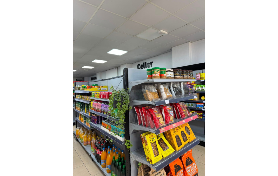 Traspaso - Supermercado -
Terrassa