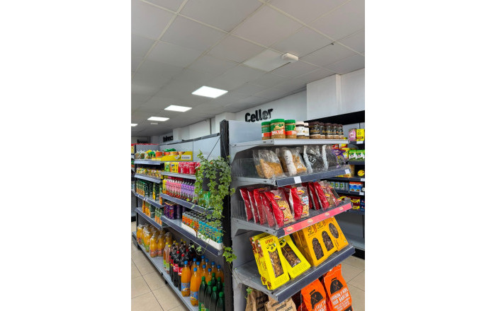 Traspaso - Supermercado -
Terrassa