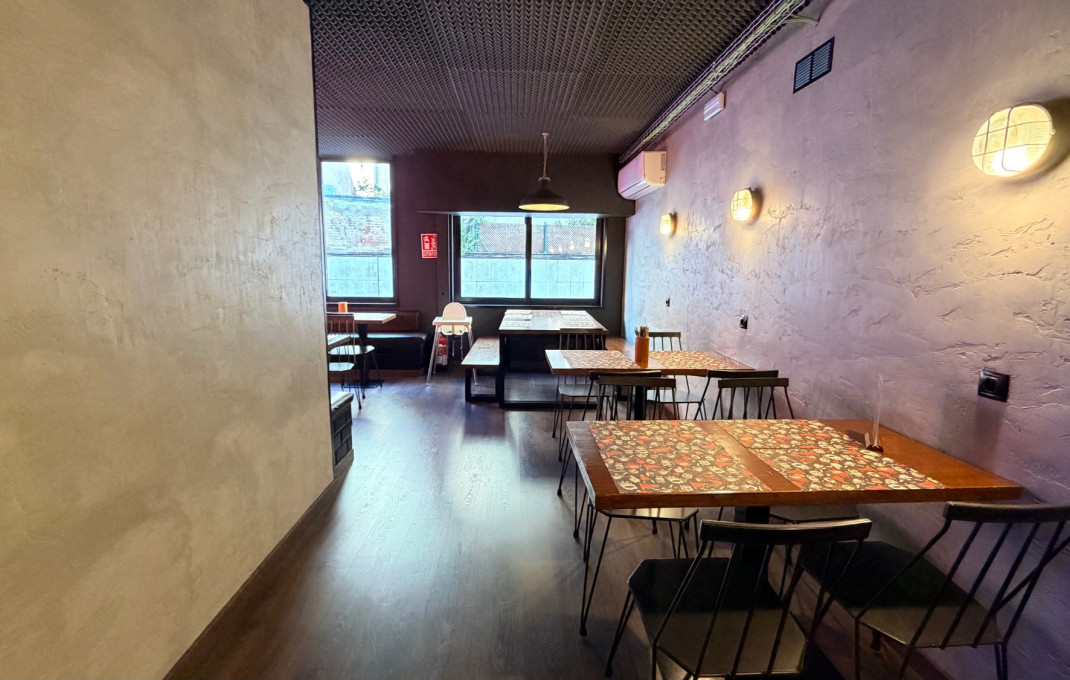 Traspaso - Bar Restaurante -
Barcelona - Gràcia