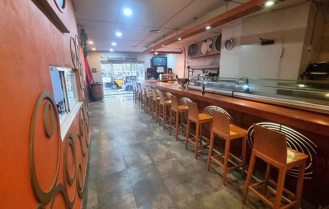Traspaso - Restaurante -
Barcelona - Sant Andreu