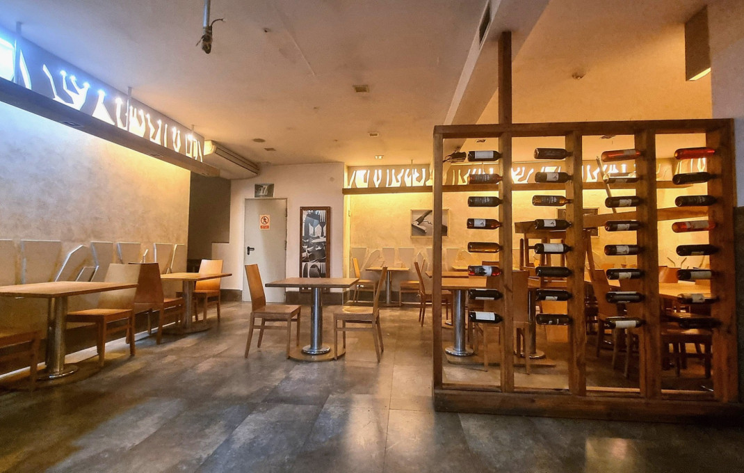 Traspaso - Restaurante -
Barcelona - Sant Andreu
