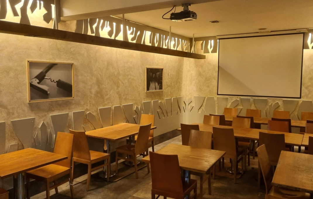Traspaso - Restaurante -
Barcelona - Sant Andreu