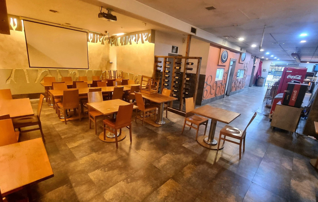 Traspaso - Restaurante -
Barcelona - Sant Andreu