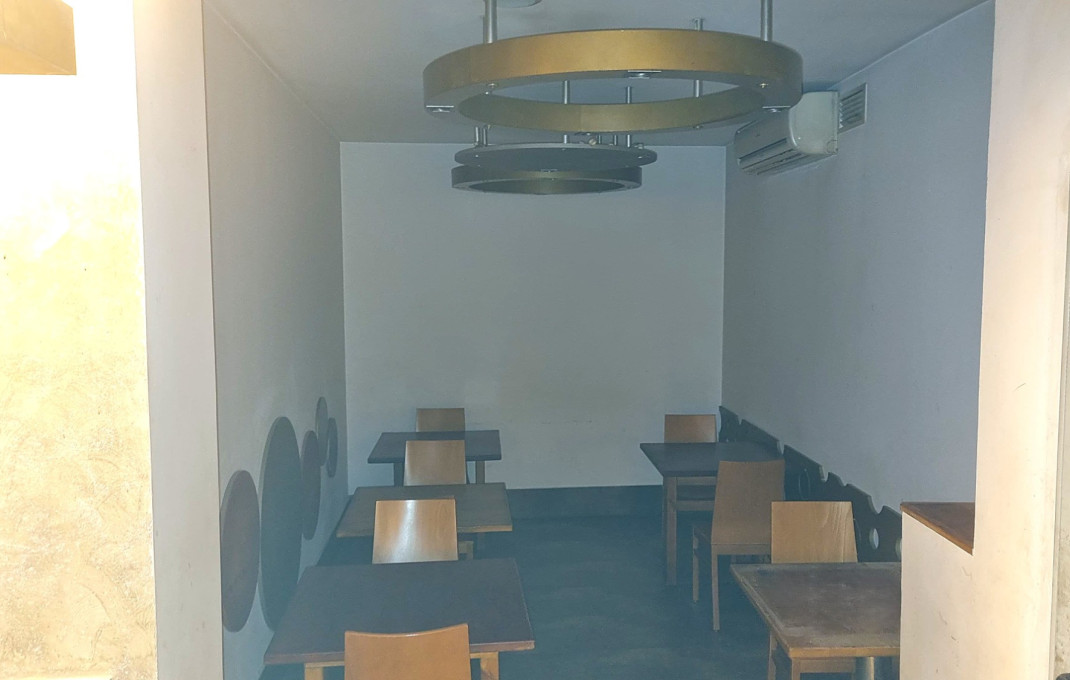 Traspaso - Restaurante -
Barcelona - Sant Andreu
