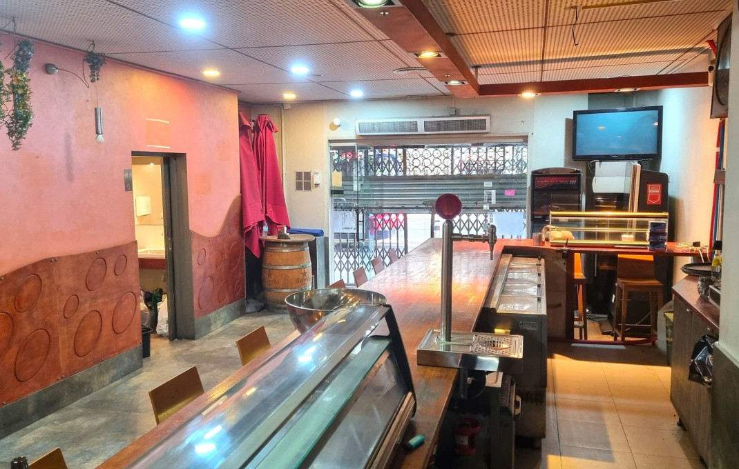 Traspaso - Restaurante -
Barcelona - Sant Andreu