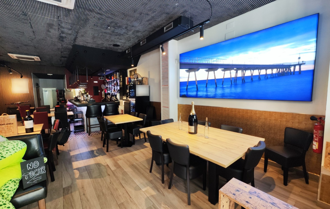 Transfer - Bar Restaurante -
Badalona - Centre