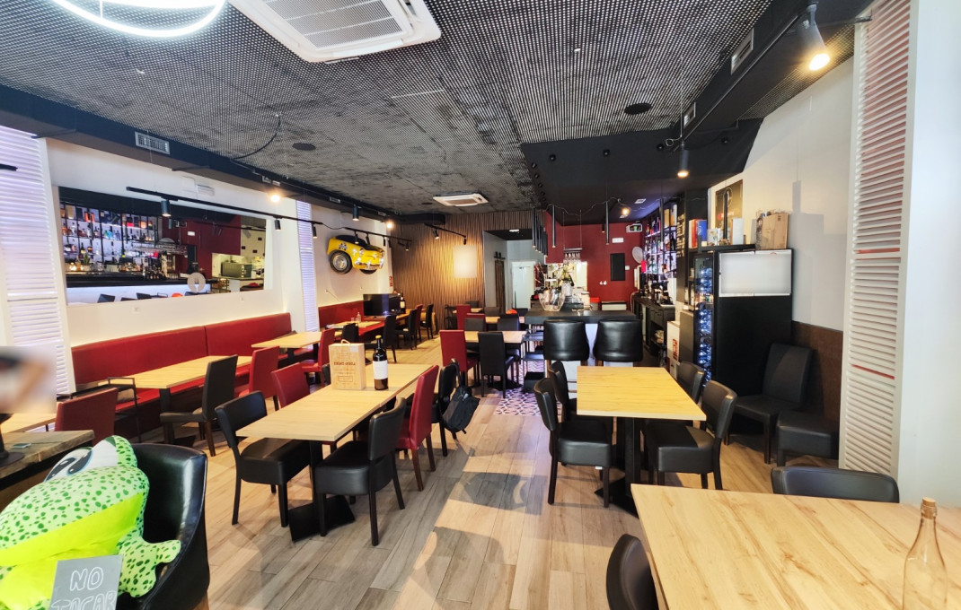 Transfer - Bar Restaurante -
Badalona - Centre