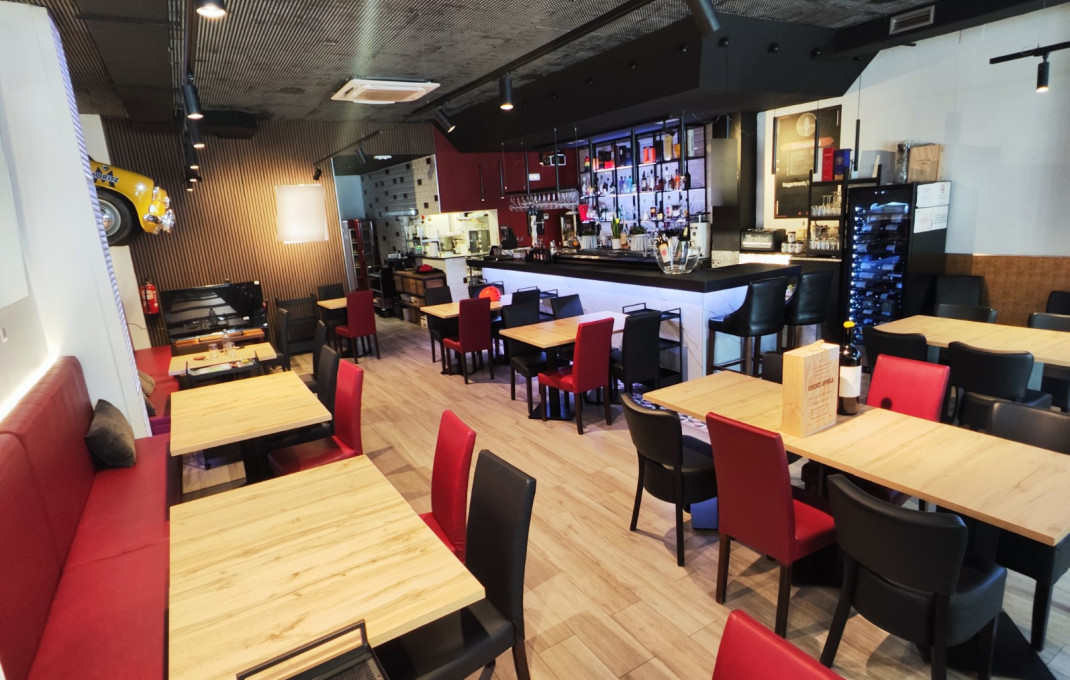 Transfer - Bar Restaurante -
Badalona - Centre