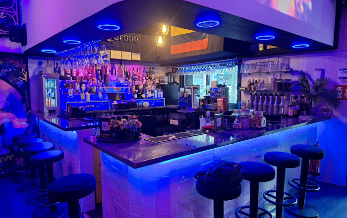 Transfert - Bar Copas Musical -
Barcelona - Eixample