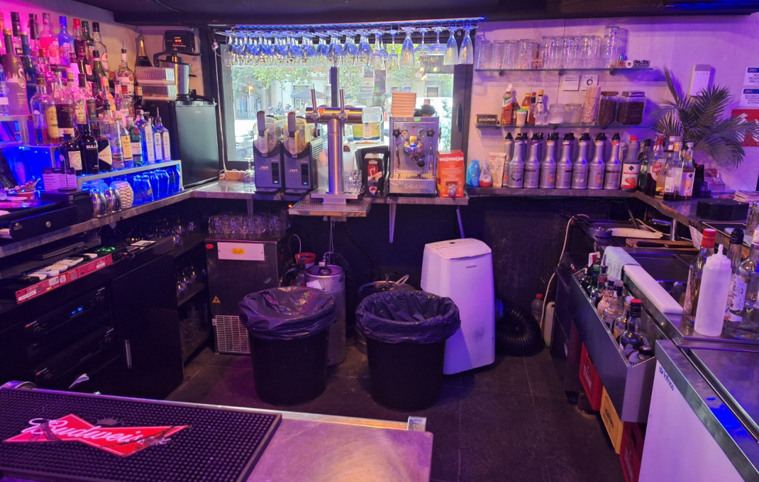 Transfert - Bar Copas Musical -
Barcelona - Eixample