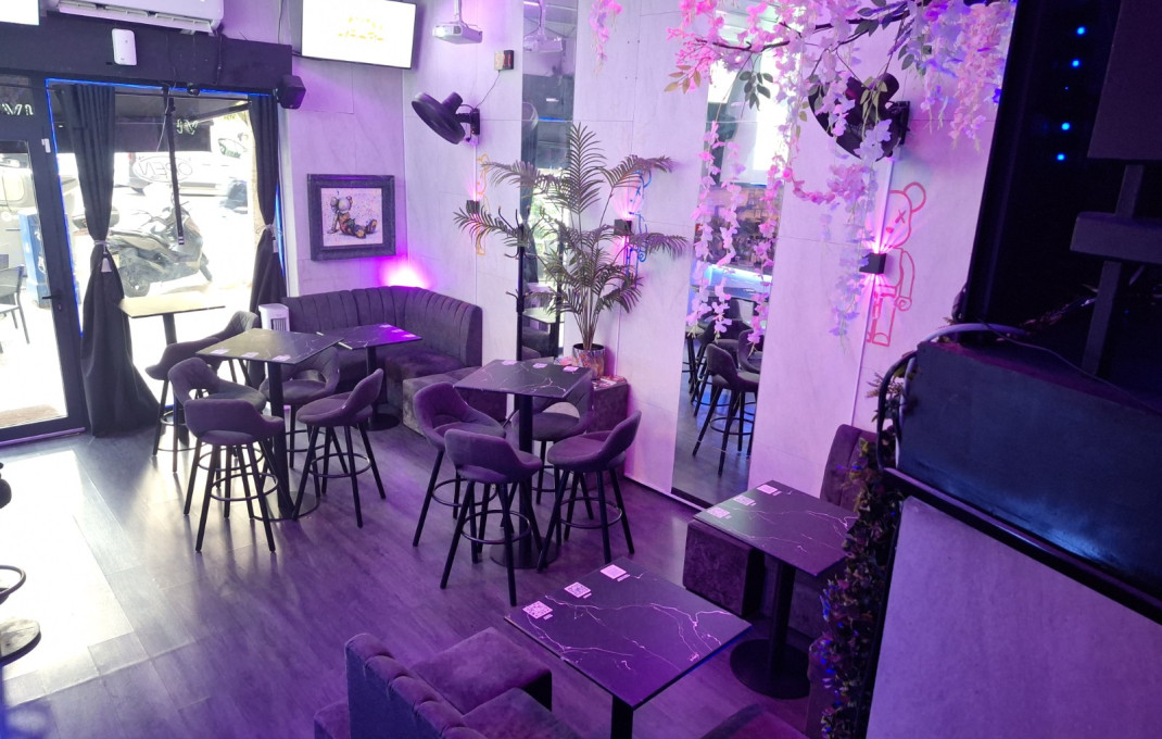 Transfert - Bar Copas Musical -
Barcelona - Eixample