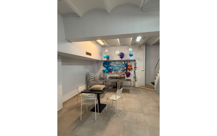 Traspaso - Bar-Cafeteria -
Barcelona - Eixample Derecho