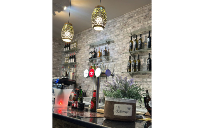 Traspaso - Bar-Cafeteria -
Barcelona - Eixample Derecho