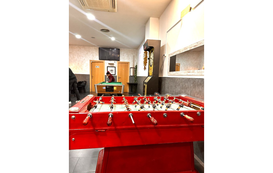Traspaso - Bar-Cafeteria -
Barcelona - Eixample Derecho