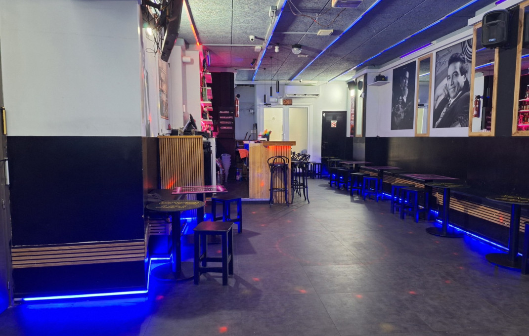 Traspaso - Bar Copas Musical -
Barcelona - Sant Andreu
