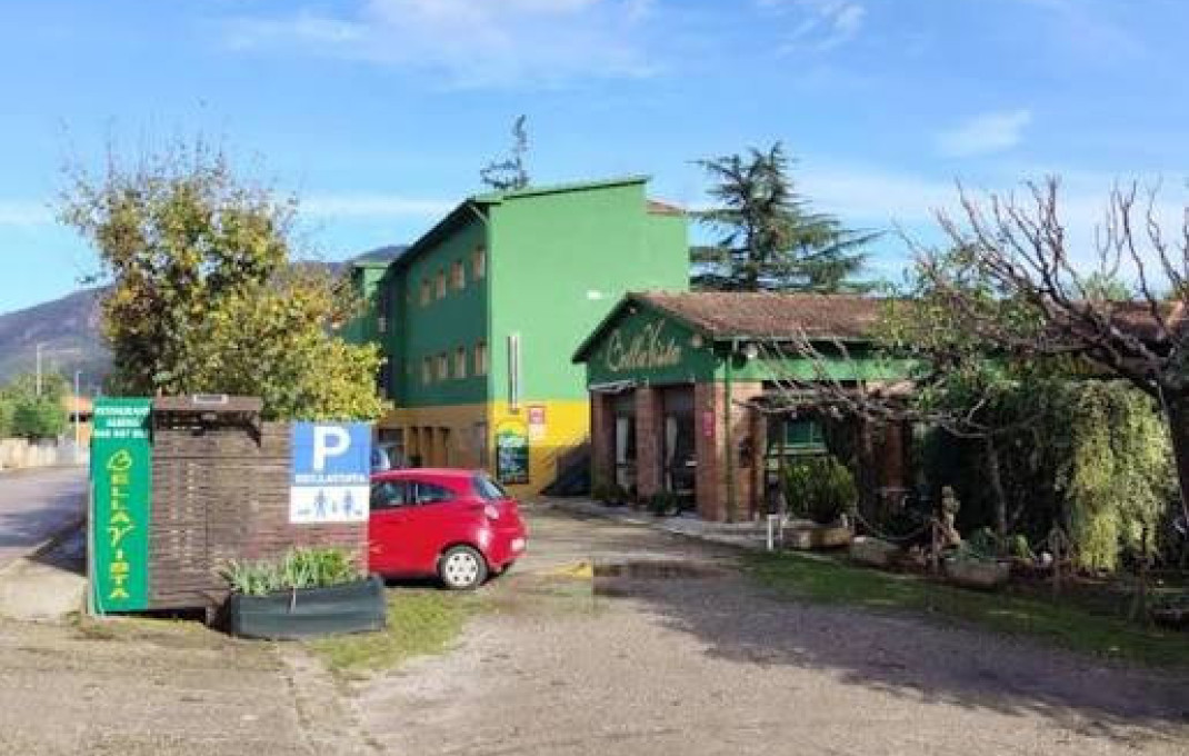 Traspaso - Hostal -
Olot