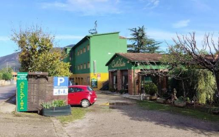Traspaso - Hostal -
Olot