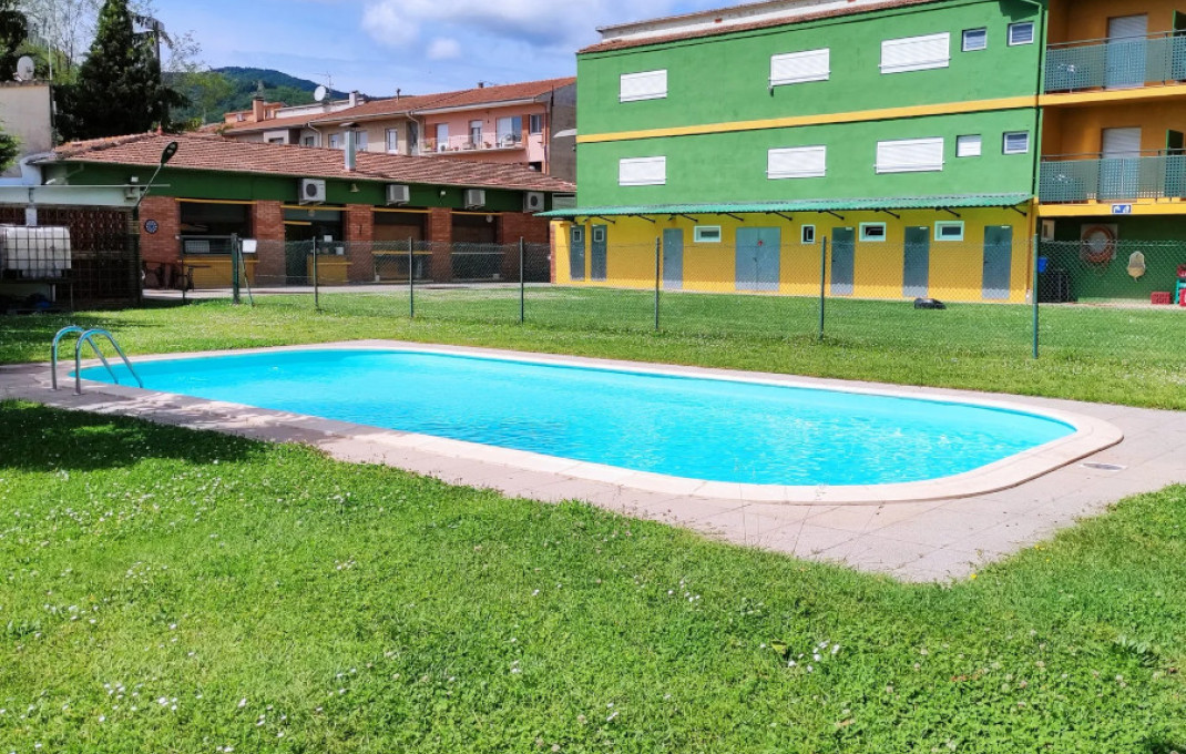 Traspaso - Hostal -
Olot
