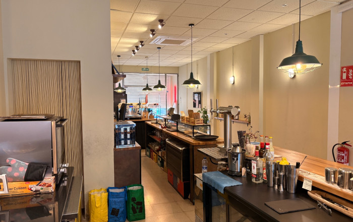 Traspaso - Bar-Cafeteria -
El Prat de Llobregat