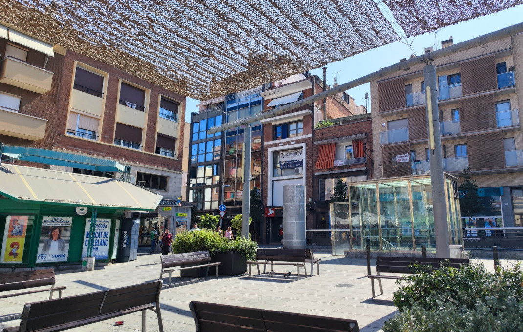 Traspaso - Licencia C2 -
L'Hospitalet de Llobregat - Collblanc