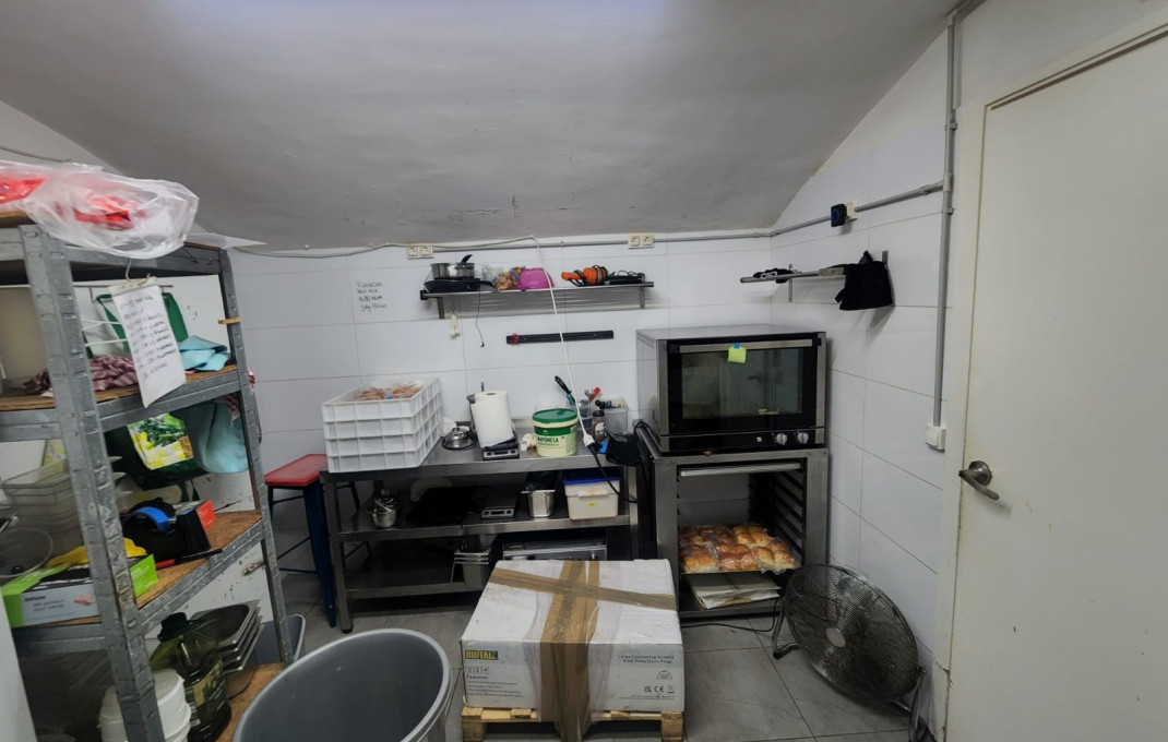 Traspaso - Bar Restaurante -
Barcelona - Eixample Derecho