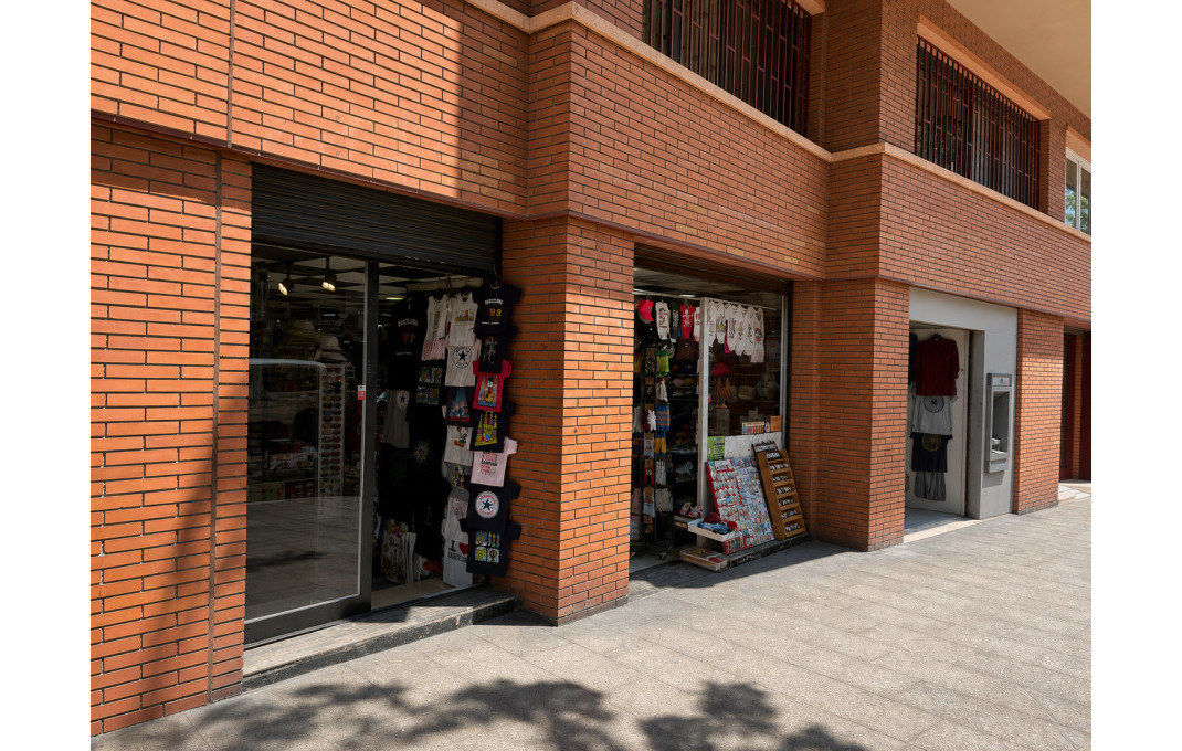 Traspaso - Tiendas -
Barcelona - Parc Guell