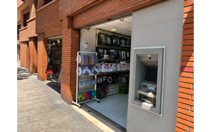 Traspaso - Tiendas -
Barcelona - Parc Guell